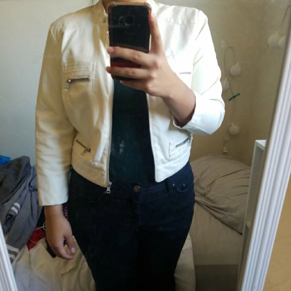 Jacket - Picture 4 of 6